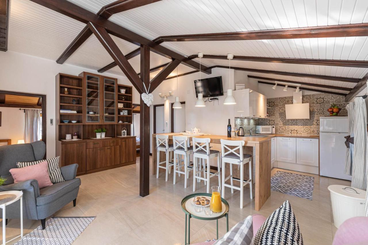 Apartments Fijan 드라게 외부 사진