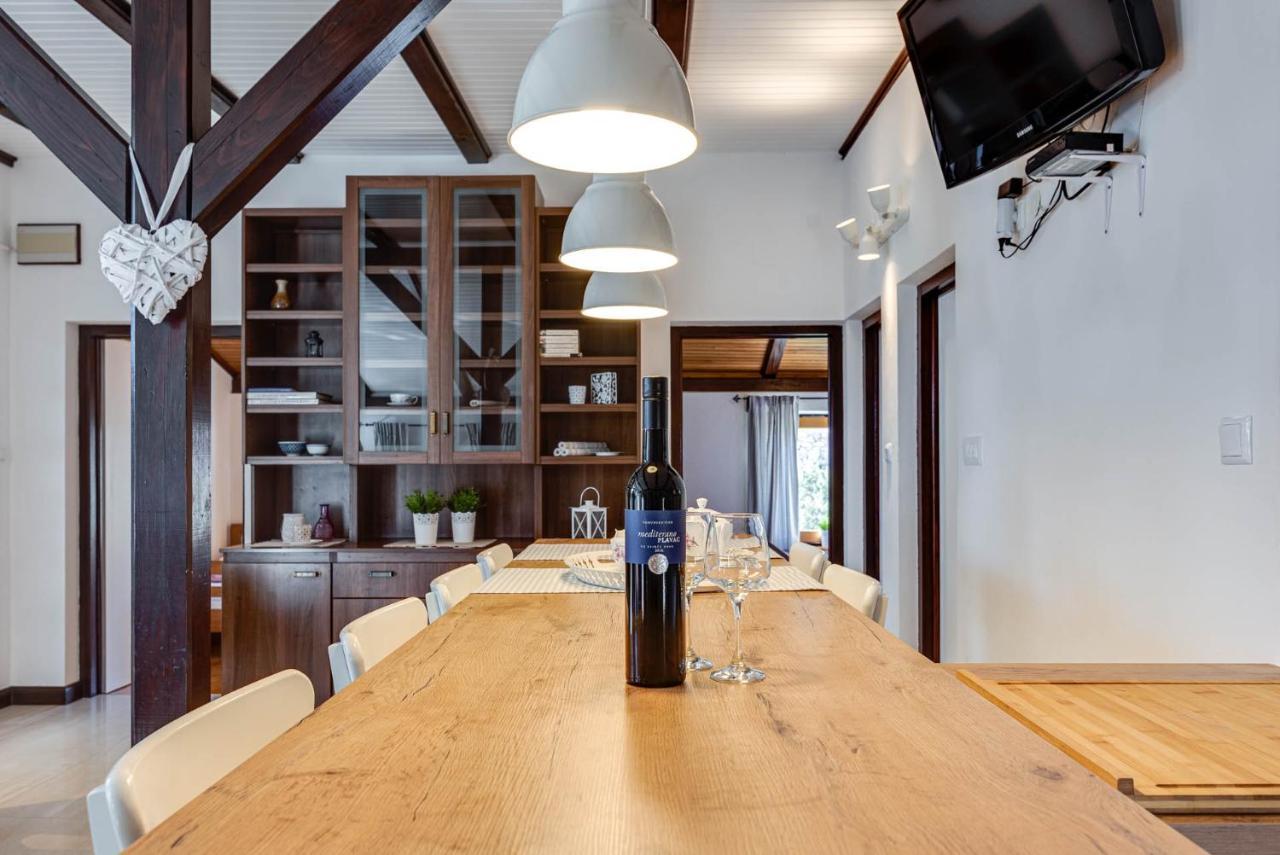 Apartments Fijan 드라게 외부 사진